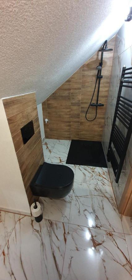 Apartmany Scarlett Myto pod Dumbierom Exterior photo